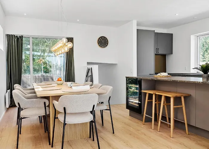 Vakantiehuis 4 Bedroom Front In *